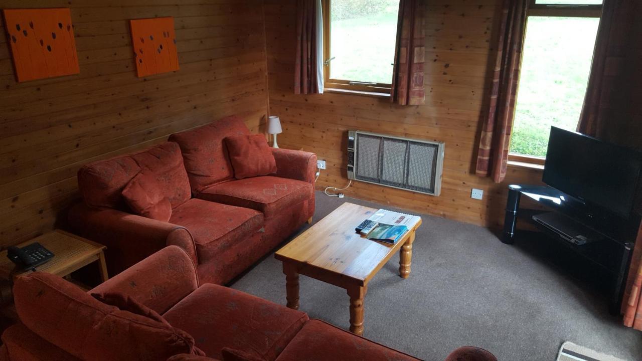 Chalet Pantglas Hall And Leisure Club Carmarthen
