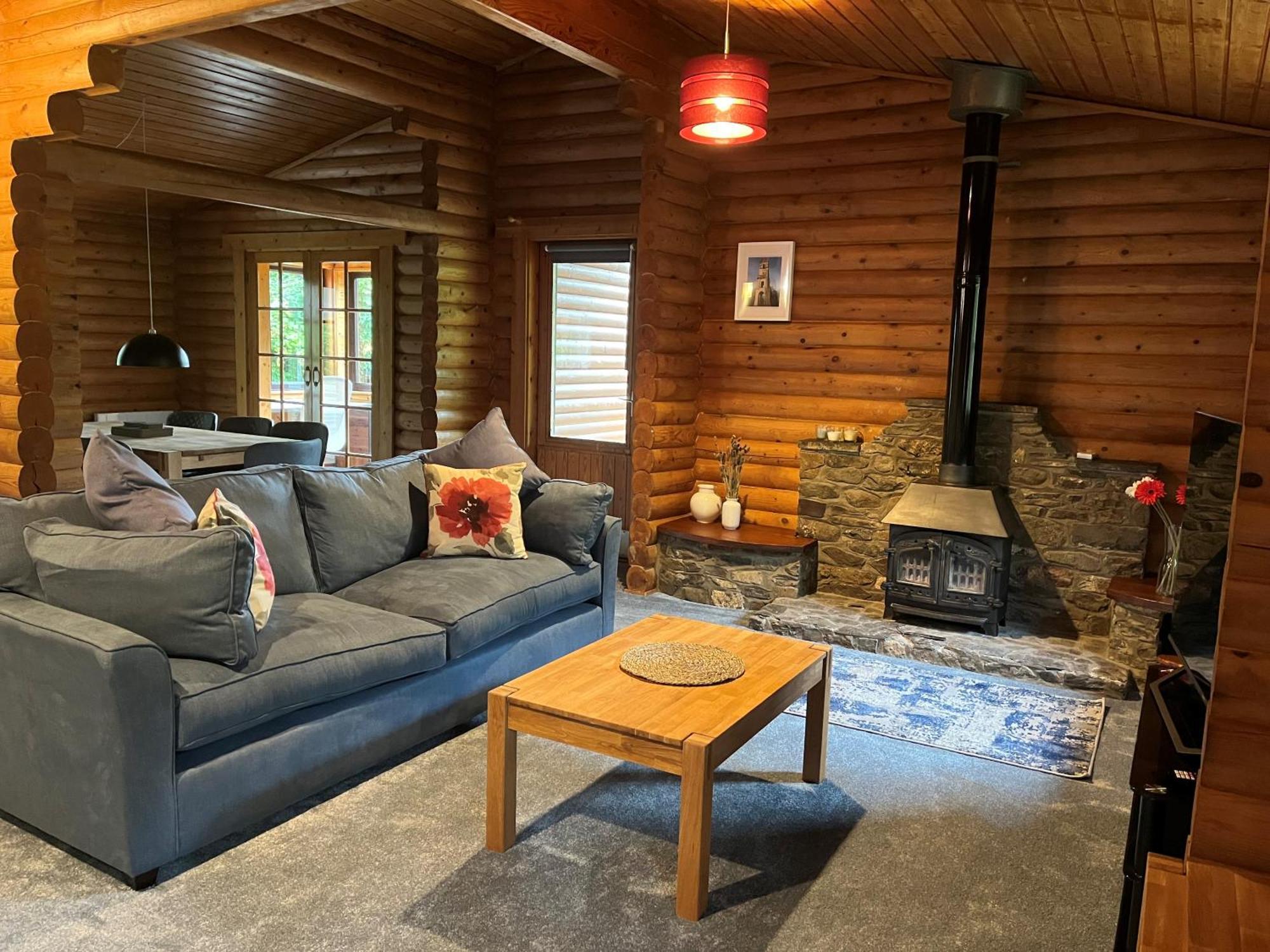 Pantglas Hall And Leisure Club Chalet Carmarthen